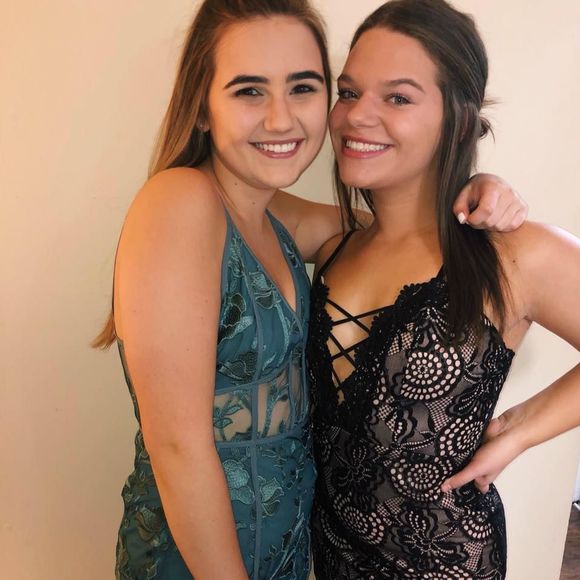 Meet your Posher, Katharine - Picture 1 of 1